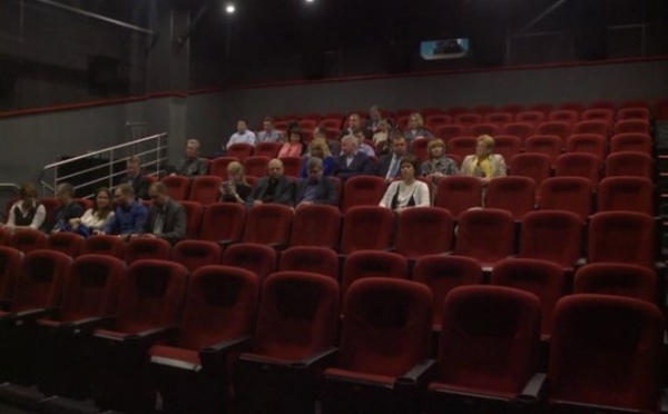 Романтическая комедия «Знакомство родителей», кинотеатр «Формула Кино», 7 февраля