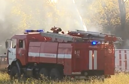 Три сарая сгорели в Скопинском районе 