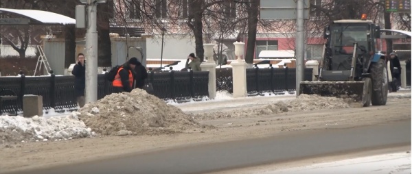 В Рязани открыли горячую линию по борьбе с гололедом