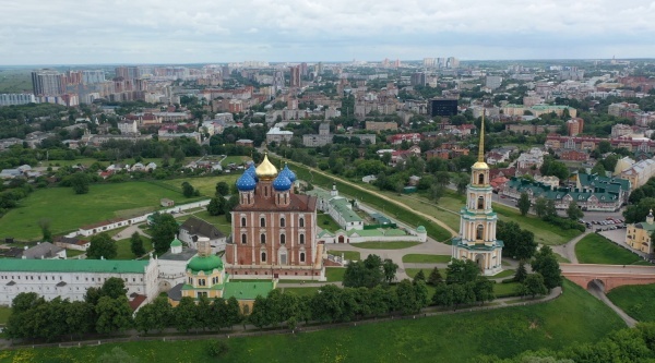 Рязанская епархия передала фронту гуманитарную помощь на 800 тысяч рублей