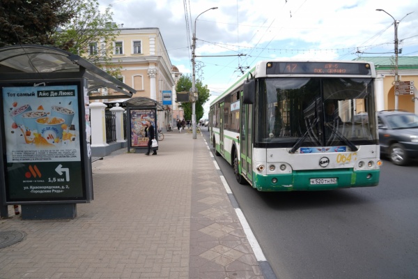 На Пасху и Красную горку автобусы до кладбищ будут ходить чаще