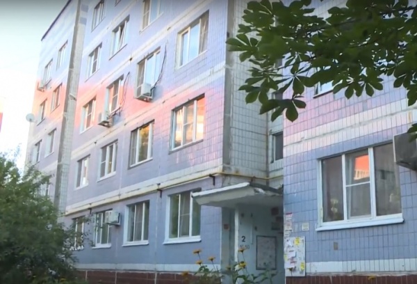 Регион заключил 49 контрактов на приобретение жилья для детей-сирот