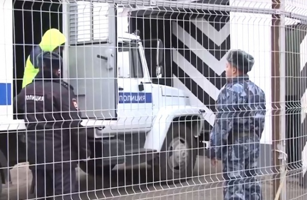 Молодую рязанку задержали за распространение наркотиков
