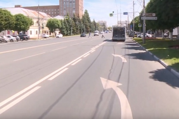 Из-за ремонта на Первомайском проспекте для общественного транспорта создают выделенные полосы