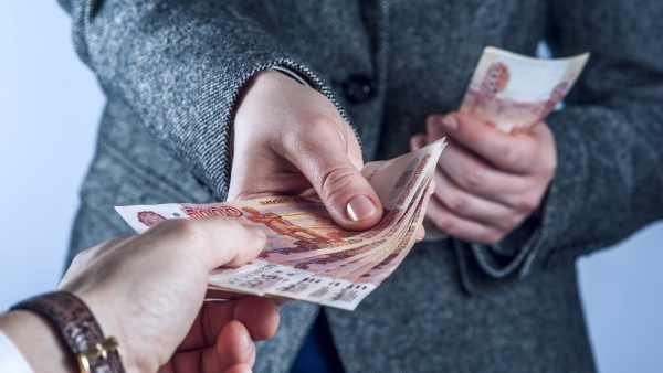 ЦБ решил ввести двухдневный период заморозки подозрительных переводов