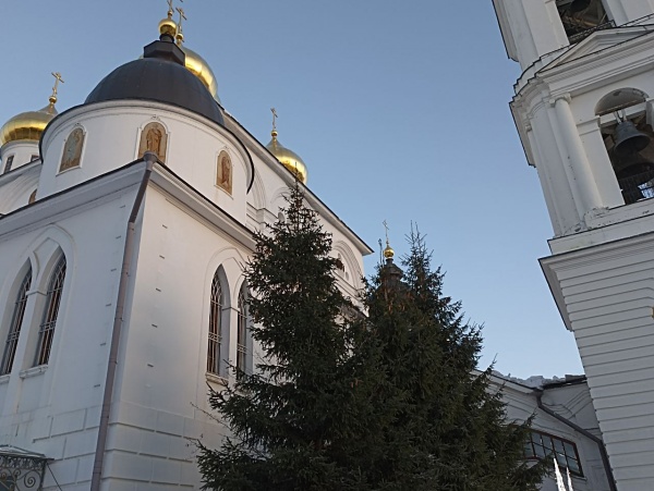 Православные христиане отмечают Покров Пресвятой Богородицы
