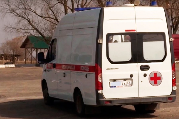 В Сапожковском районе мотоциклист врезался в стену