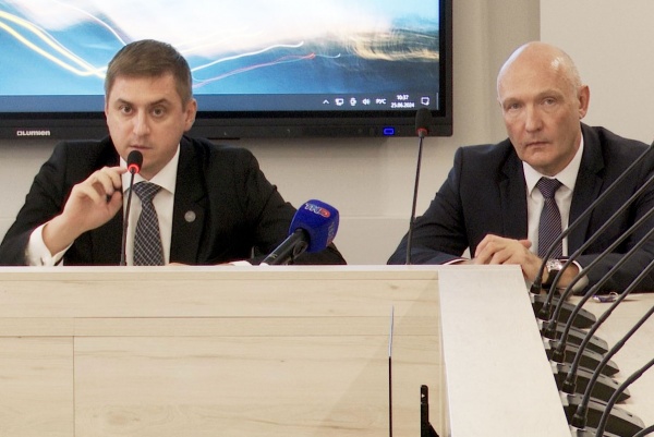 Александр Пшенников представил коллективу ОКБ нового главврача