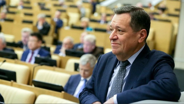 Почти 196 миллионов рублей на сохранение рынка труда получит регион