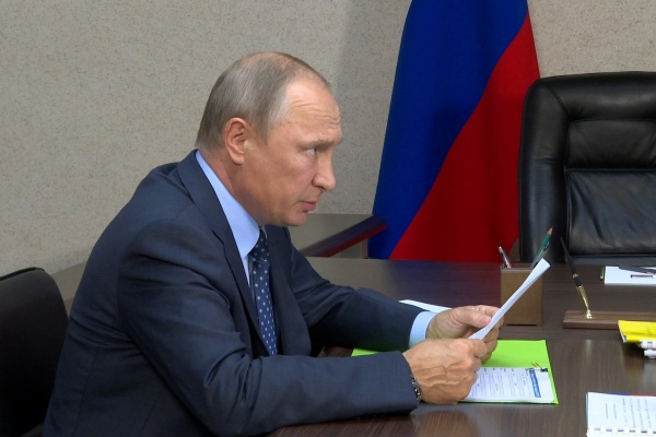 Путин подписал указ об отсрочке студентам очной и очно-заочной формы обучения
