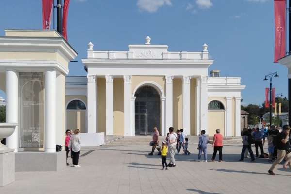 Сегодня в Торговом городке пройдет второй день фестиваля архитектуры и фотографии